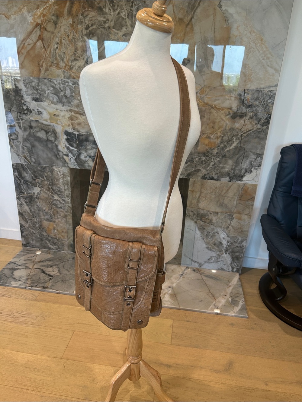 Lockheart Brown Leather Crossbody Messenger Bag